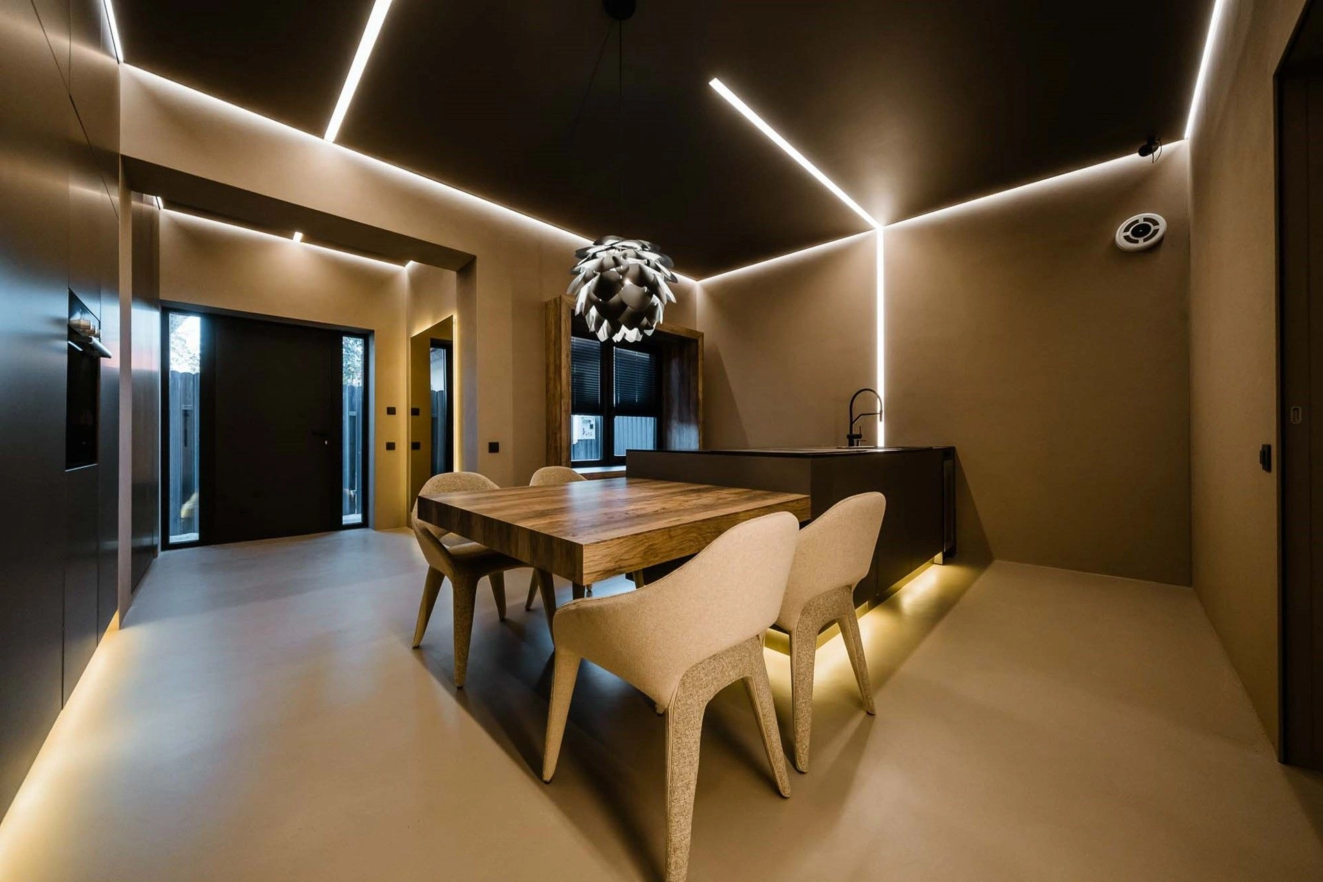 Современный дом 2+1 в престижной зоне Брашова