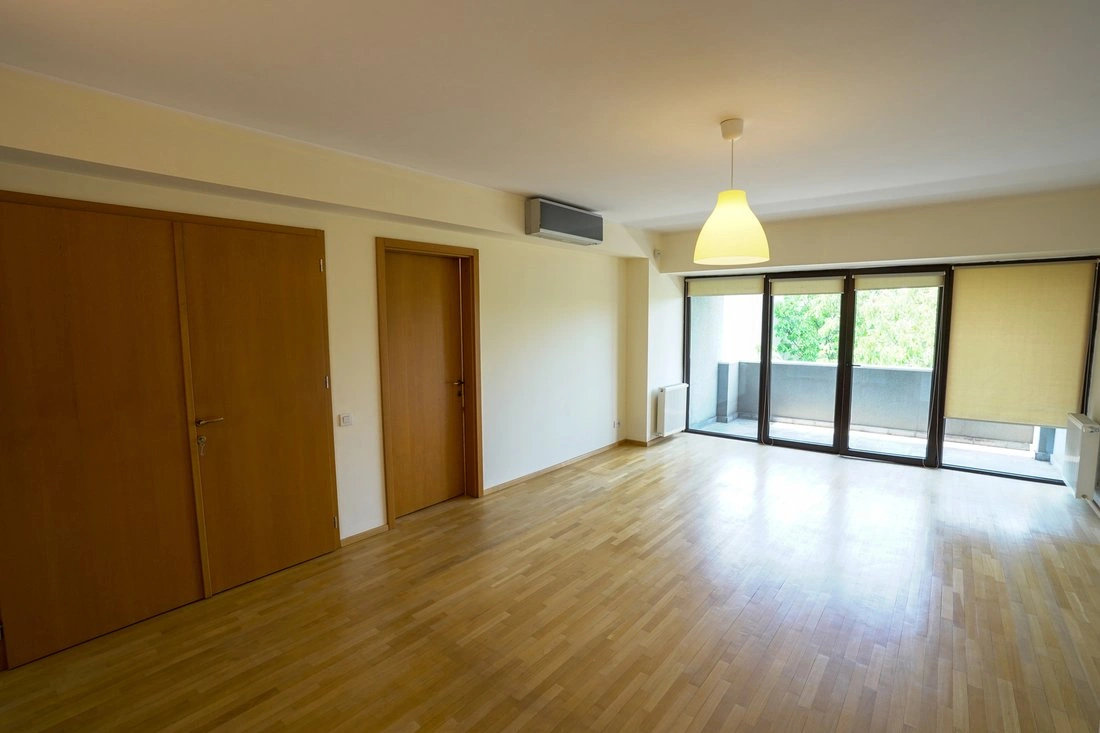 3-комнатная квартира в Бухаресте, Румыния