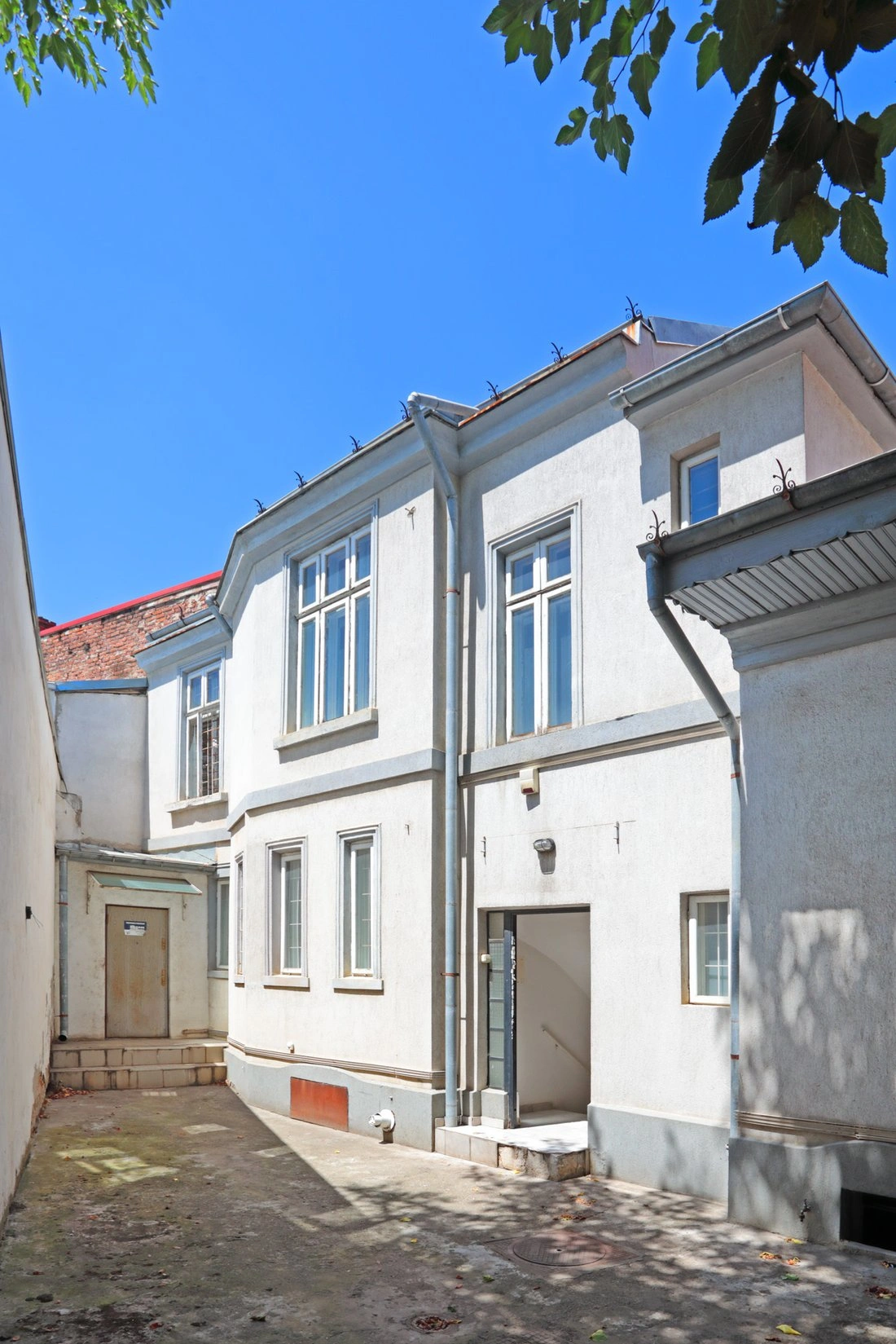 Дом 500 m2 в Бухаресте, Румыния