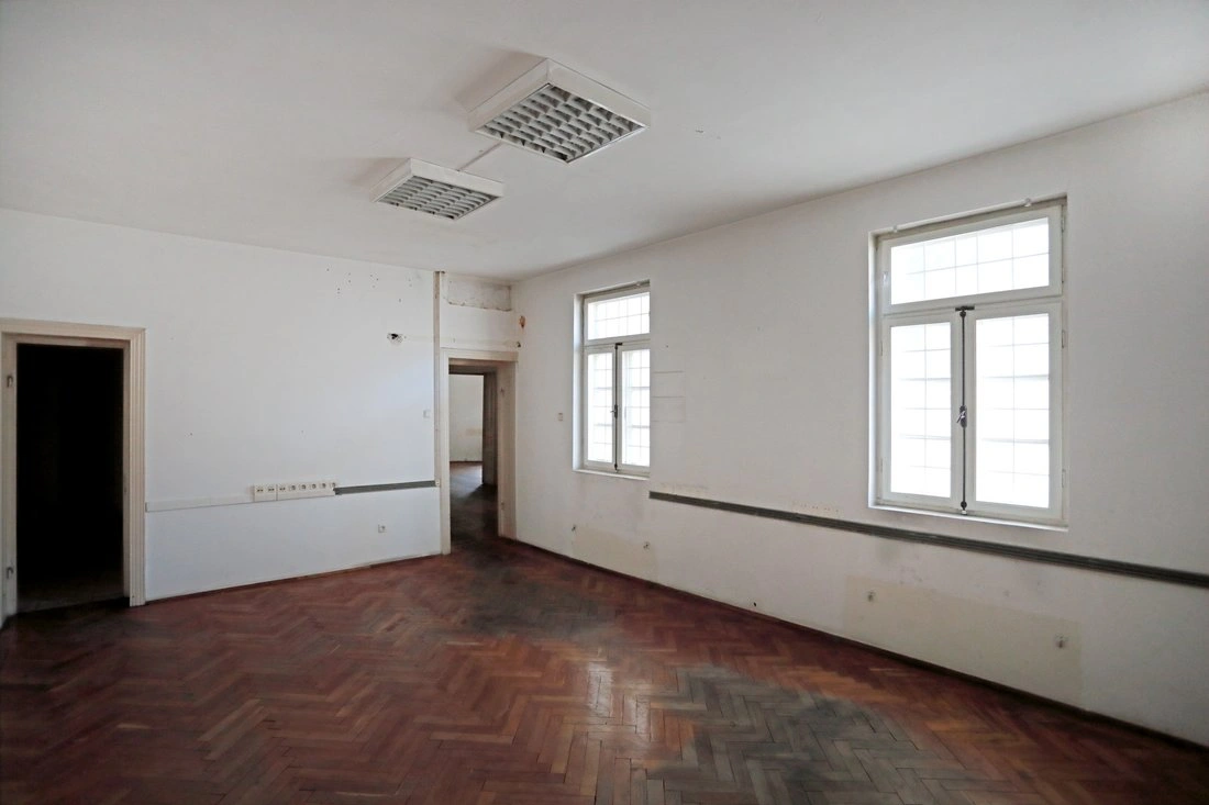 Дом 500 m2 в Бухаресте, Румыния