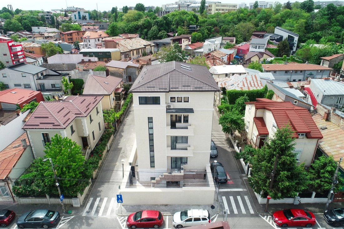 Квартира с 17 комнатами в Бухаресте, Румыния