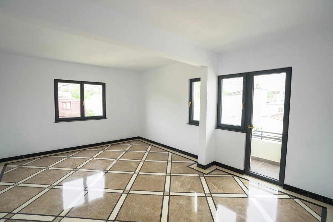 Квартира с 17 комнатами в Бухаресте, Румыния