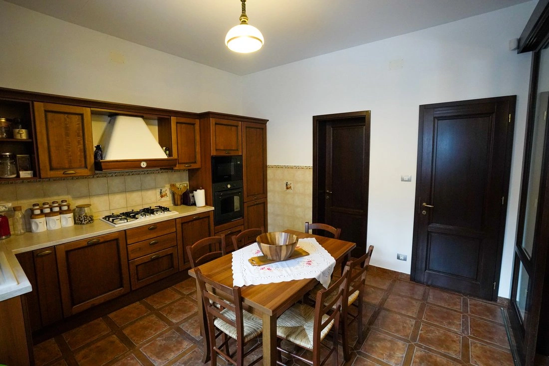 Дом с 3 спальнями в Брашове, Румыния