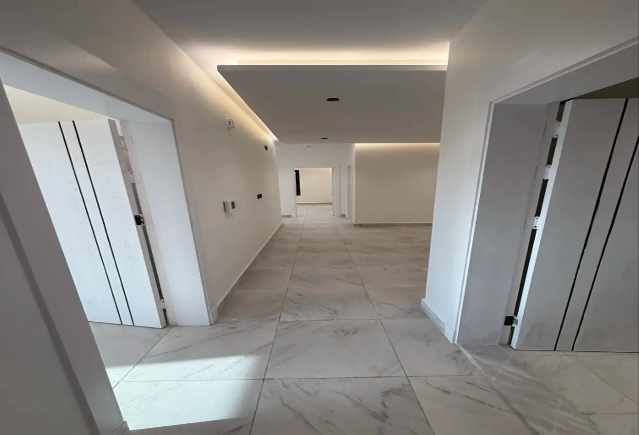 Семейная квартира 4+1 в Джидде, Саудовская Аравия