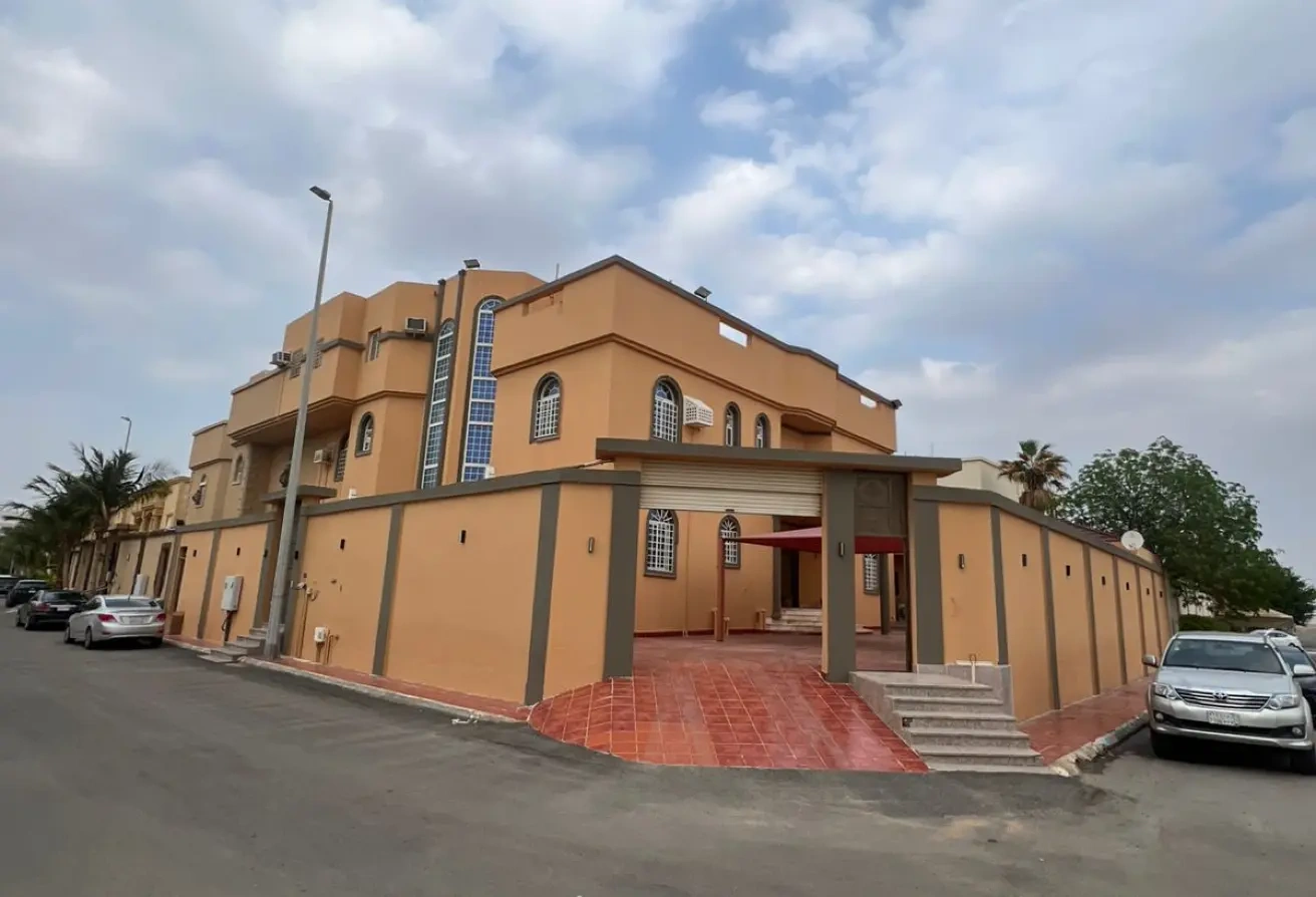 Элегантный дом площадью 746 м² рядом с мечетью в Джидде, Саудовская Аравия