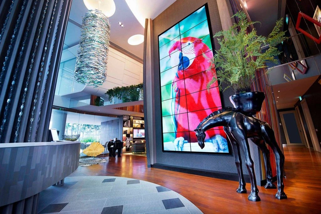 Светлая квартира 2+1 на Сентозе, Сингапур