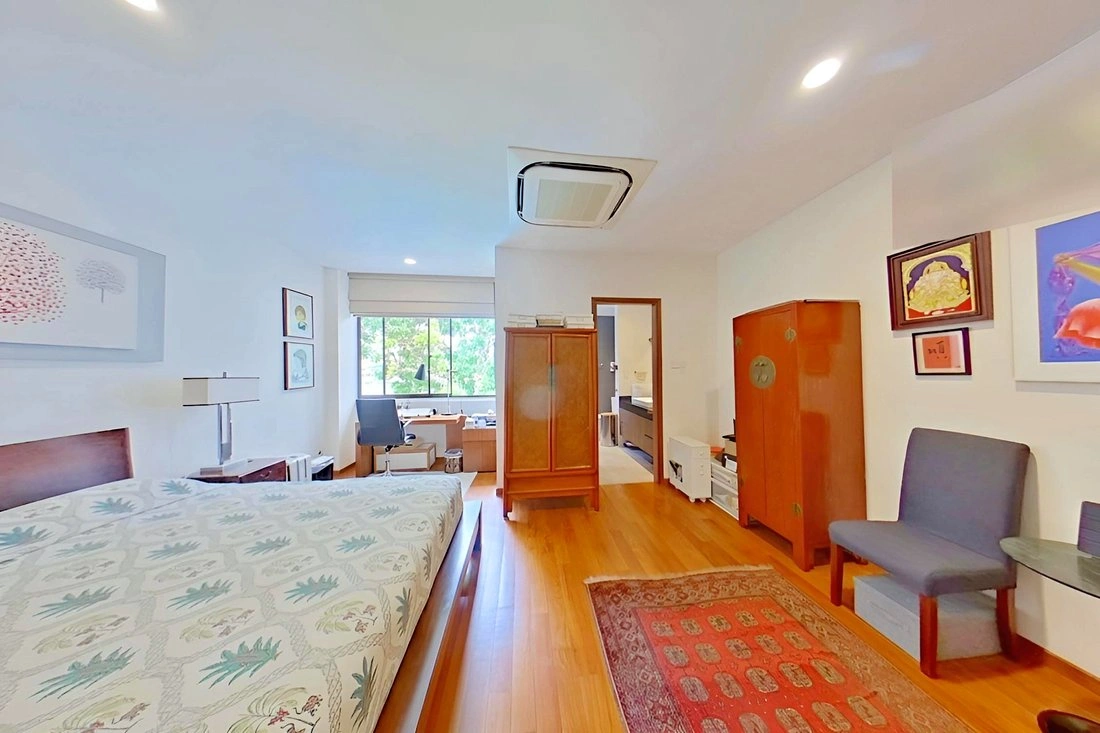 Квартира 3+1 с открытым бассейном в Сингапуре