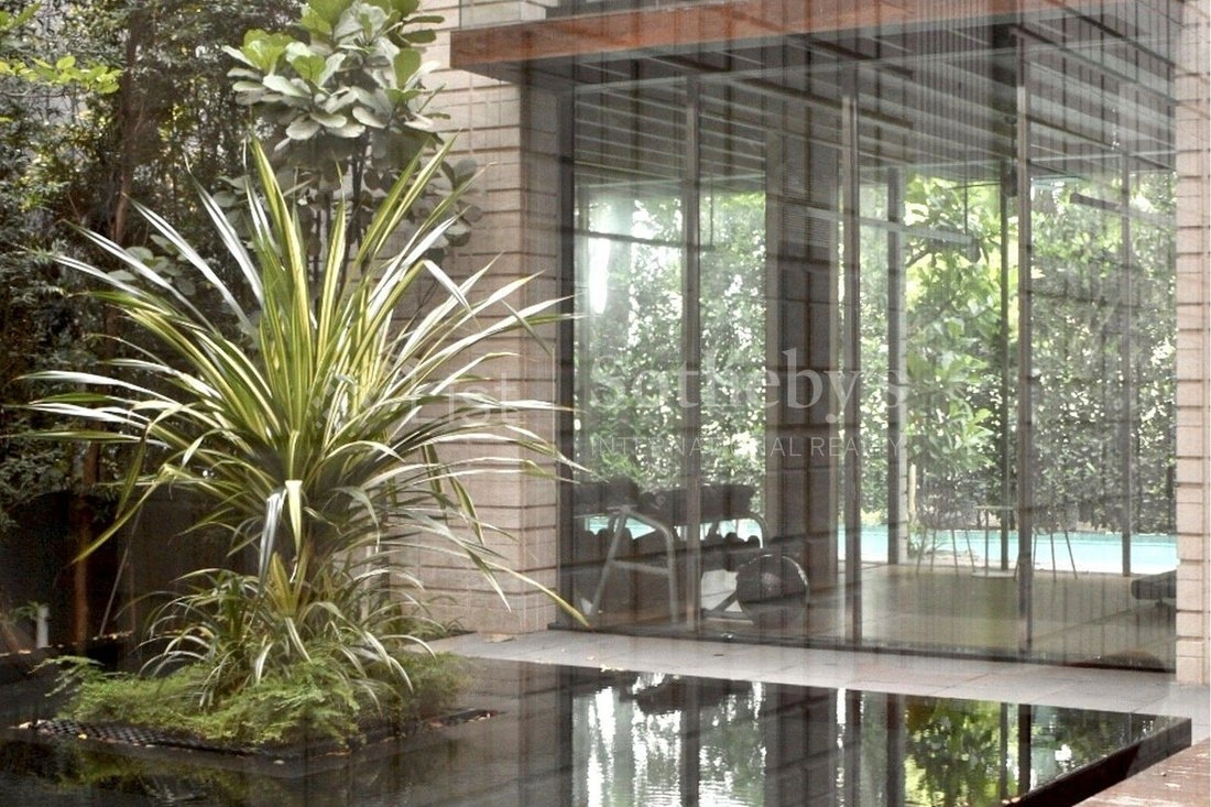 Дом 5+1 с садом в Singapore City, Singapore