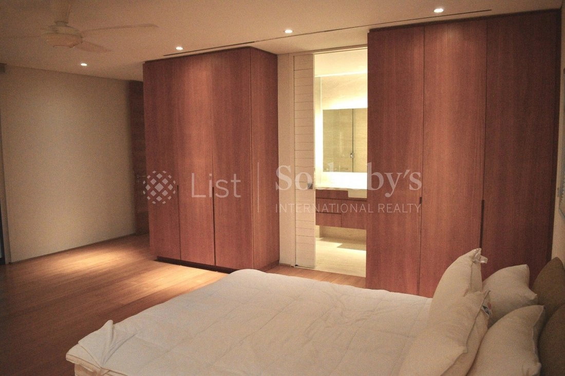 Дом 5+1 с садом в Singapore City, Singapore