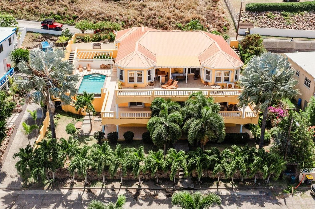 Просторный дом 836 м² в Бассетерре, Сент-Китс и Невис