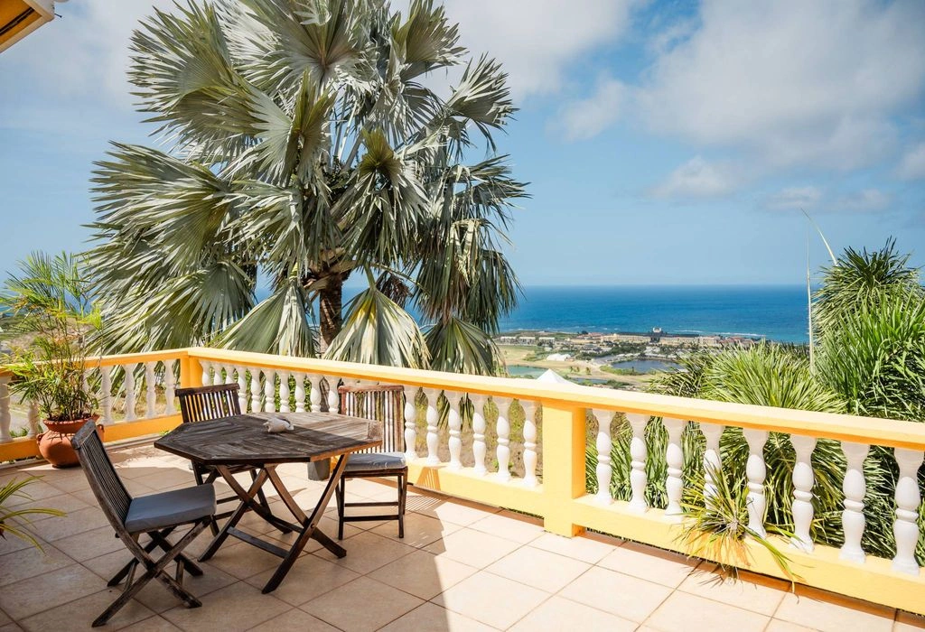 Очаровательный дом 8+1 в Бассетере, Сент-Китс и Невис