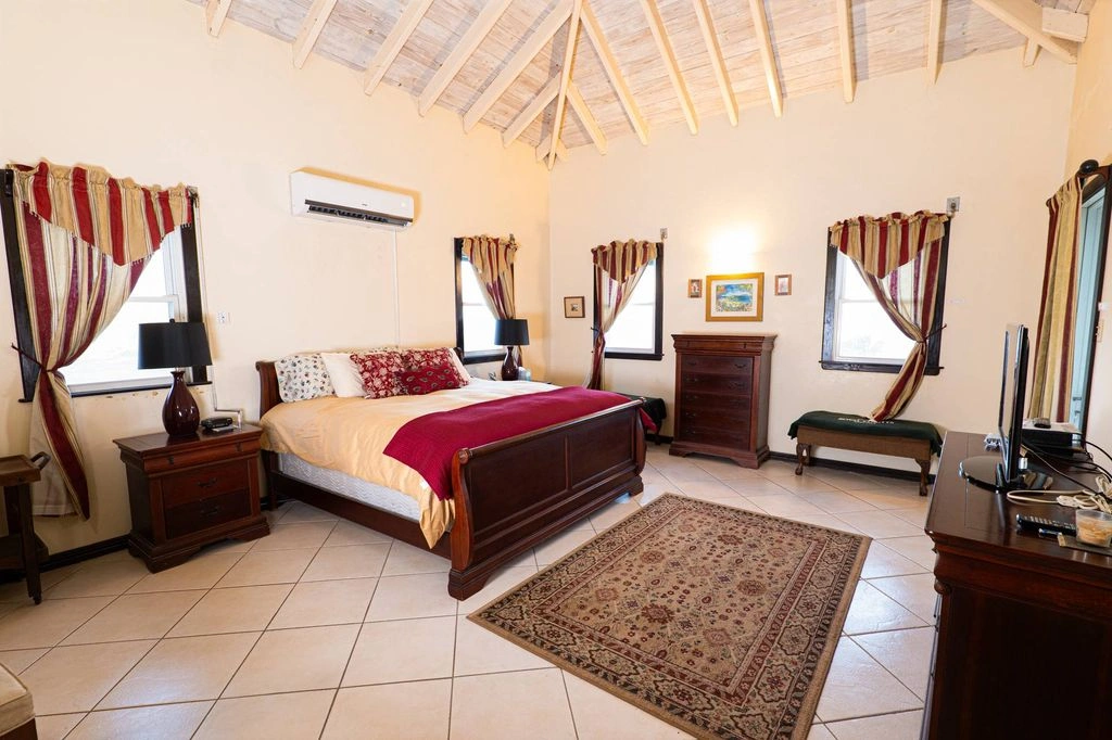 Дом с 6 спальнями в Бассетерре, Сент-Китс и Невис