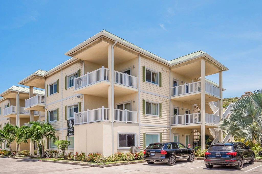 Просторная квартира 1+1 в Бассетерре, Сент-Китс и Невис