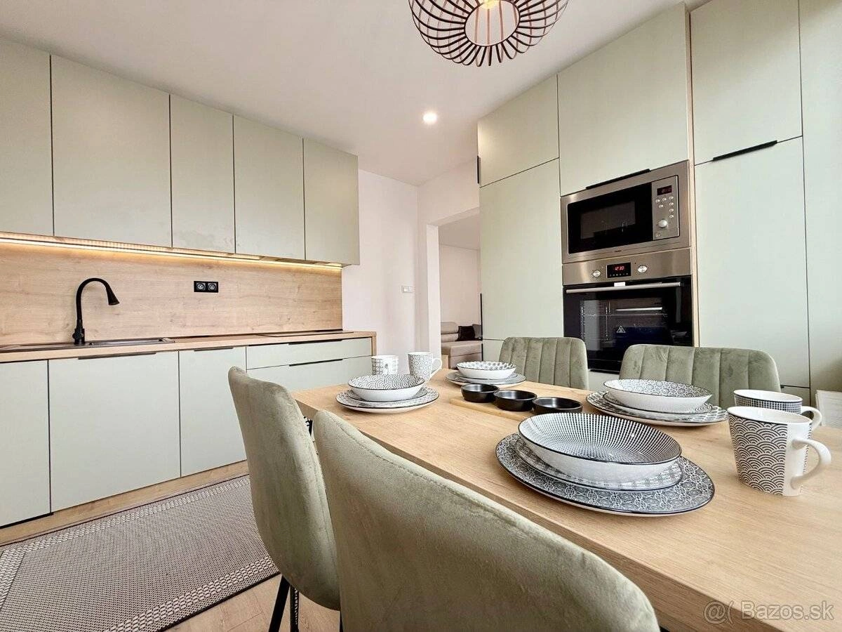 Уютная квартира 3+1 в Кошице, Словакия