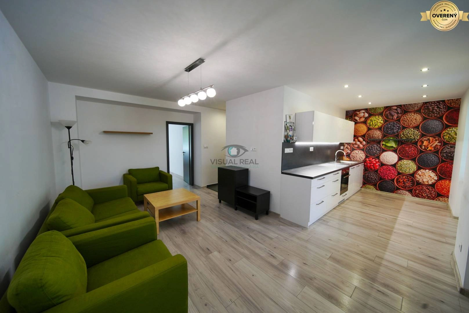 Светлая квартира 2+1 в Кошице, Словакия