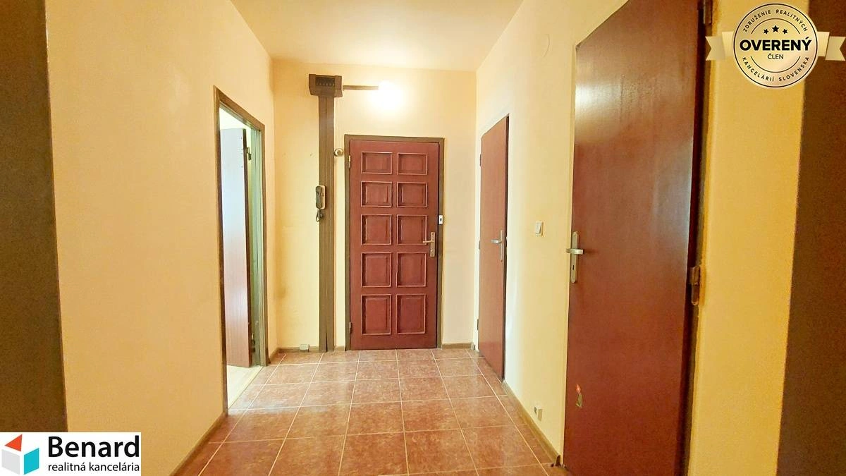 Светлая квартира 3+1 в Прешове, Словакия