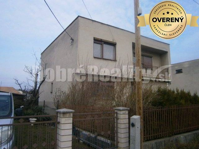 Комфортный дом 5+1 в Гурбаново, Словакия