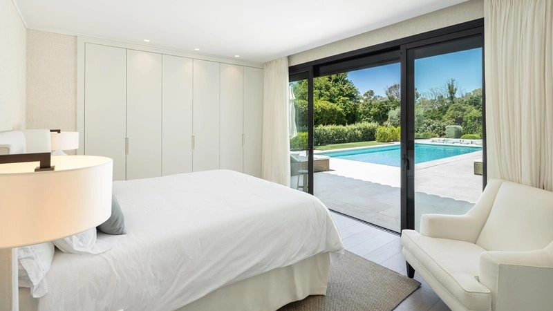 Вилла 5+1 с сауной в Марбелье, Испания