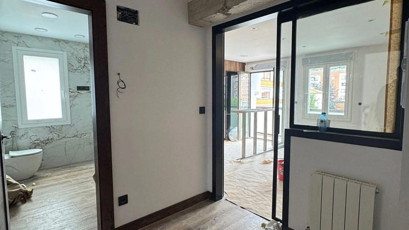 Квартира 4+1 с лифтом в Бильбао, Испания