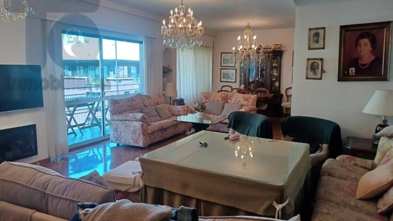 Великолепная квартира площадью 224 м² в Гранаде, Испания