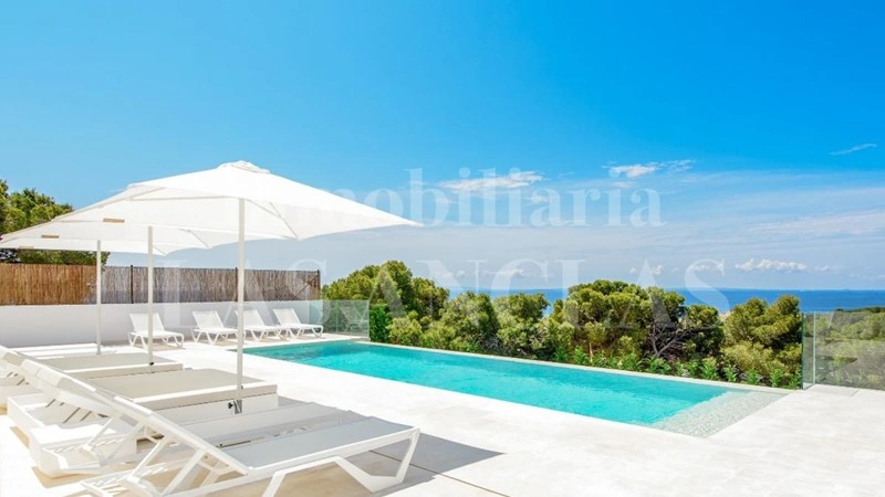 Вилла 13+1 с панорамным видом на Ибице, Испания