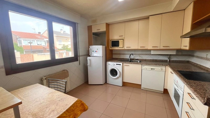 Великолепный дом 272 м² в Сарагосе, Испания