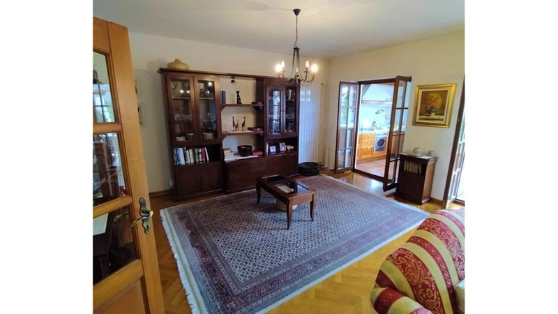 Роскошный дом 405 м2 в тихом районе Осиека, Хорватия