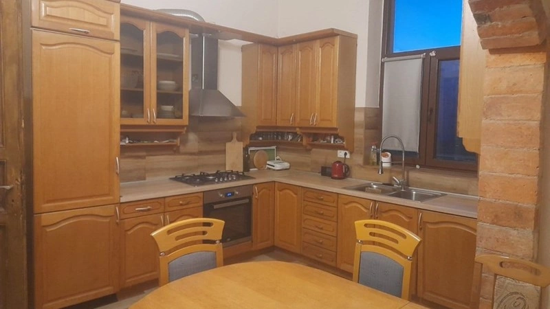 Привлекательная 3-комнатная квартира в Карловаце, Хорватия