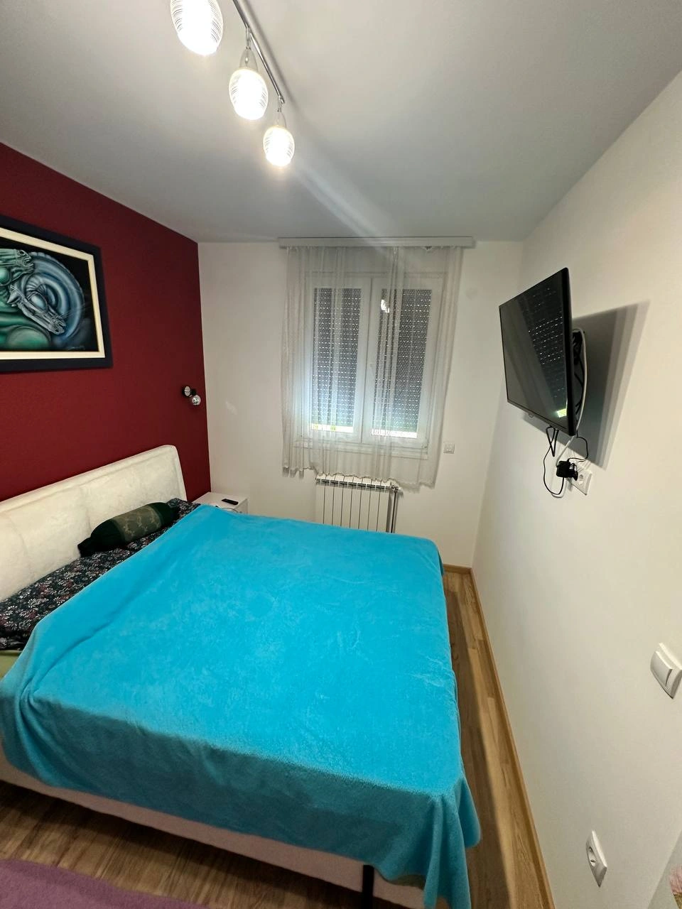 Дом с 2 спальнями и открытым бассейном в Нови‑Саде, Сербия