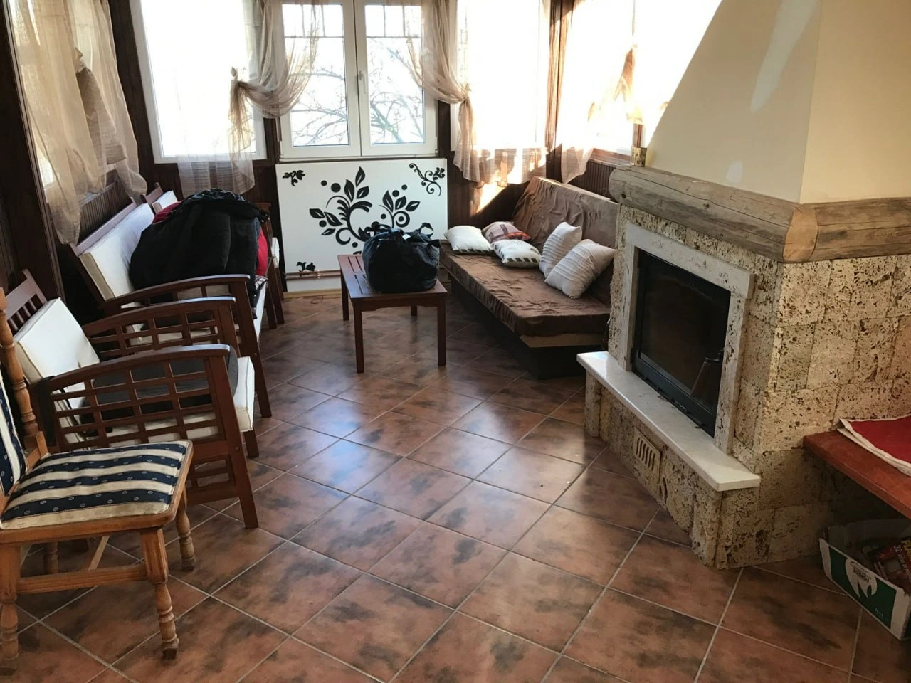 Дом с 4 спальнями и гаражом в Нови-Саде, Сербия