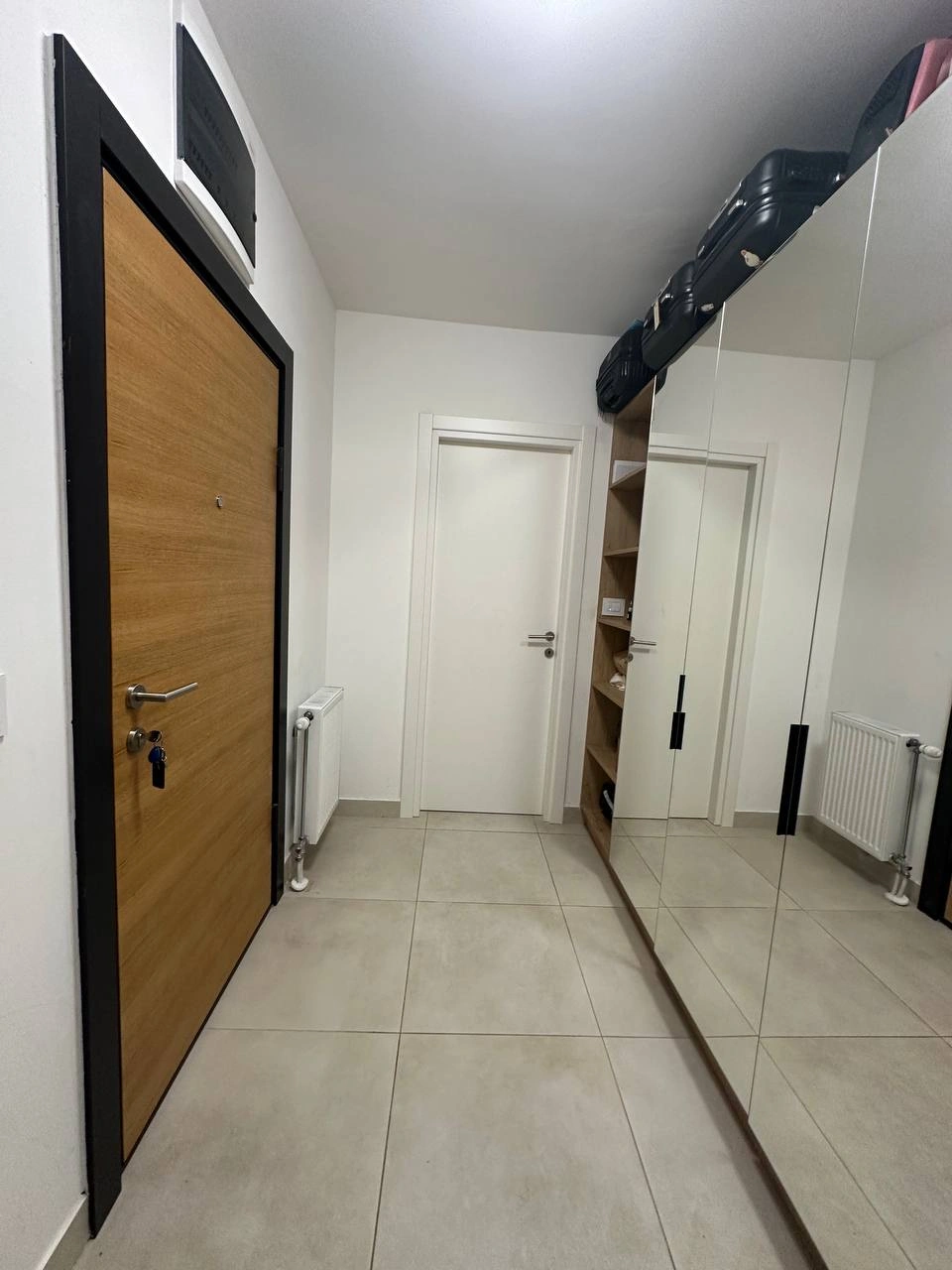 Квартира с двумя спальнями и парковкой в Нови‑Саде, Серия