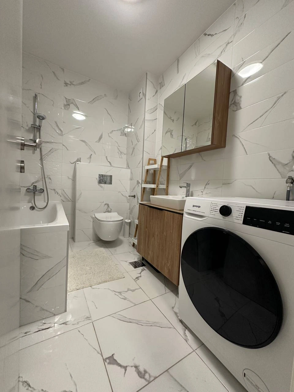 Квартира с двумя спальнями и парковкой в Нови‑Саде, Серия