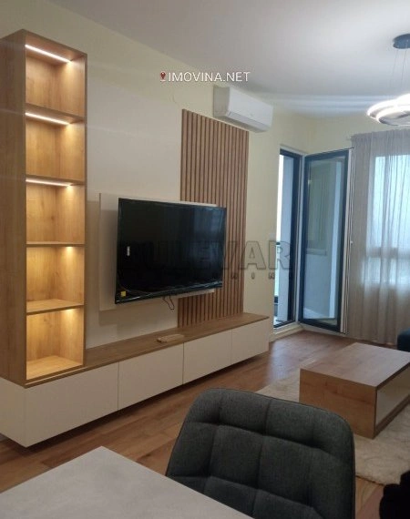 Квартира 46 м² с открытым парковочным местом в Крагуеваце, Сербия