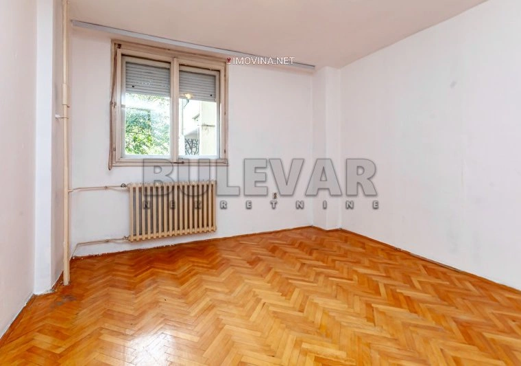 2‑комнатная квартира с лифтом в Нише, Сербия