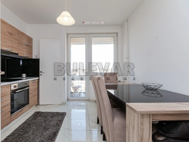 3-комнатная квартира с видом на море в Нише, Сербия