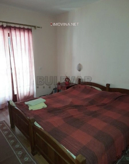 Дом с четырьмя спальнями и гаражом в Златиборе, Сербия