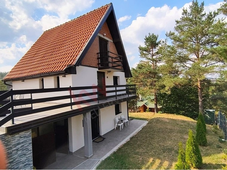 Дом с 4 спальнями и видом на горы в Златиборе, Сербия