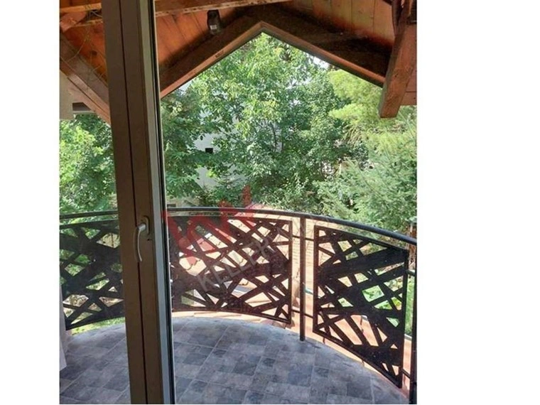 Дом с 3 спальнями и парковкой в Златиборе, Сербия