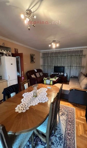 Четырёхкомнатный дом с садом в Зренянине, Сербия