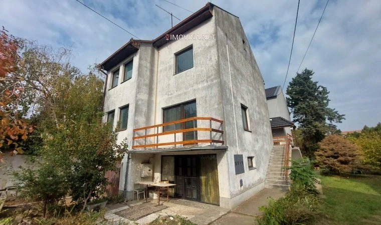 Дом 190 m2 с гаражом в Зренянине, Сербия