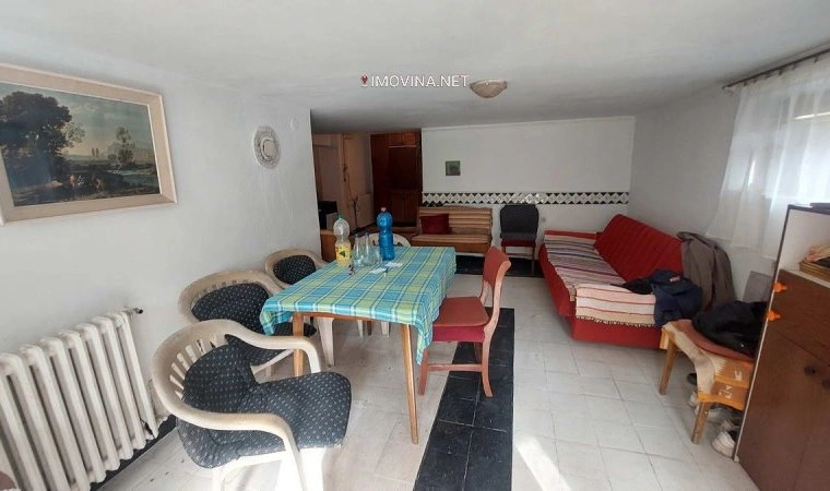 Дом 190 m2 с гаражом в Зренянине, Сербия