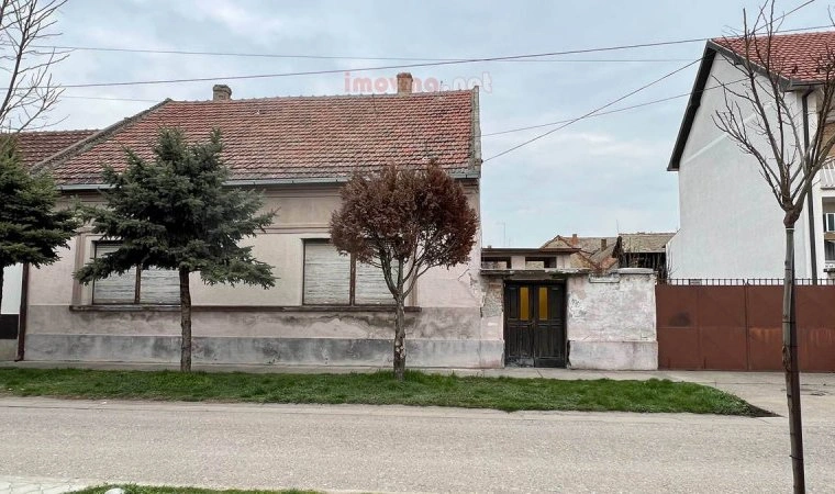 Дом 139 m2 с гаражом в Зренянине, Сербия