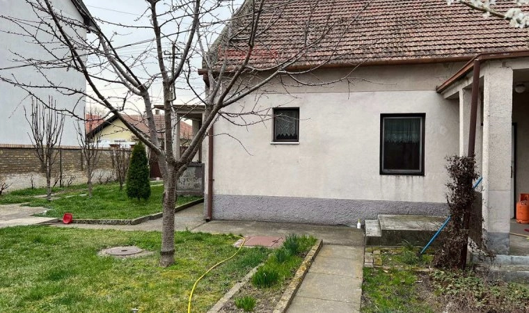 Дом 139 m2 с гаражом в Зренянине, Сербия