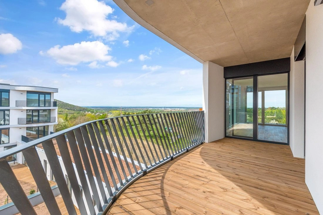 Квартира 3+1 с панорамным видом в Братиславе, Словакия