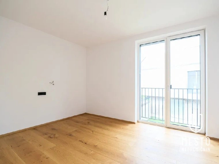 Дом 204 м² с садом в Гросуплье, Словения