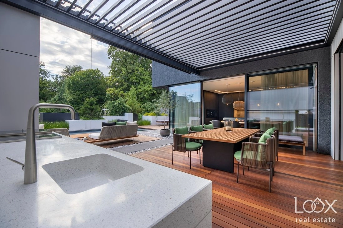 Вилла в Любляне, Словения