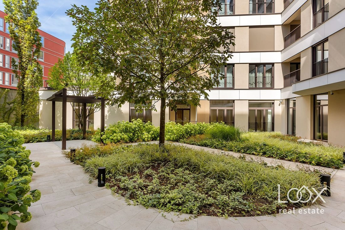 Студия в Любляне, Словения