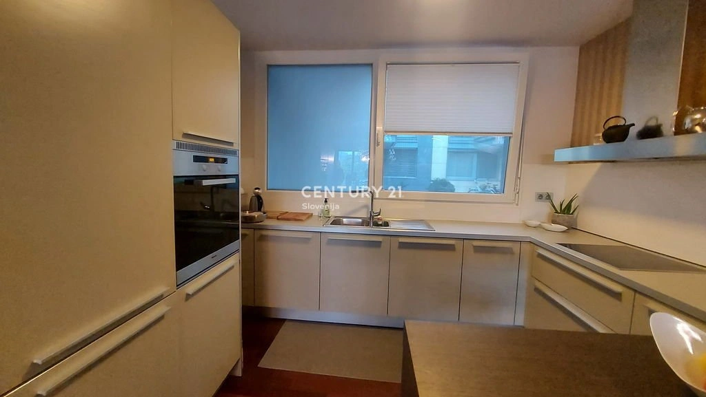 Дом с 3 спальнями в Любляне, Словения