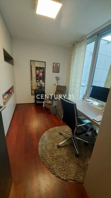 Дом с 3 спальнями в Любляне, Словения