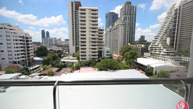 Светлая 2‑комнатная квартира в Самут Пракан, Таиланд